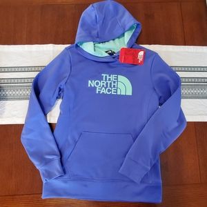 NWT North Face Fave Pullover